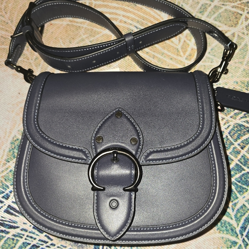 COACH SADDLEBAG PURSE - Picture 2 of 6